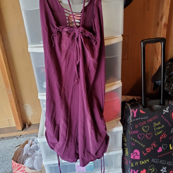 Dress - Picture 2 of 2